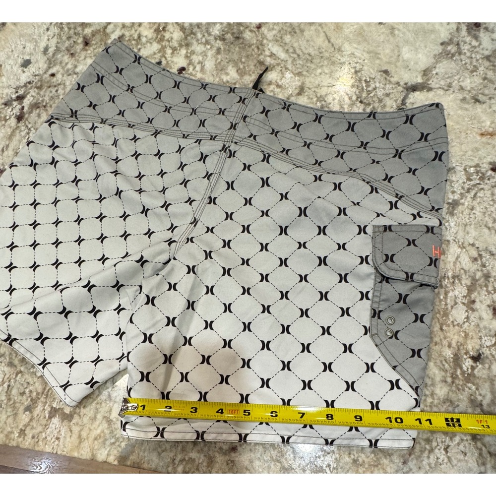 Hurley Womens Gray Geometric Logo Print Board Shorts Size 11 Swim Cargo Pocket - Picture 7 of 11